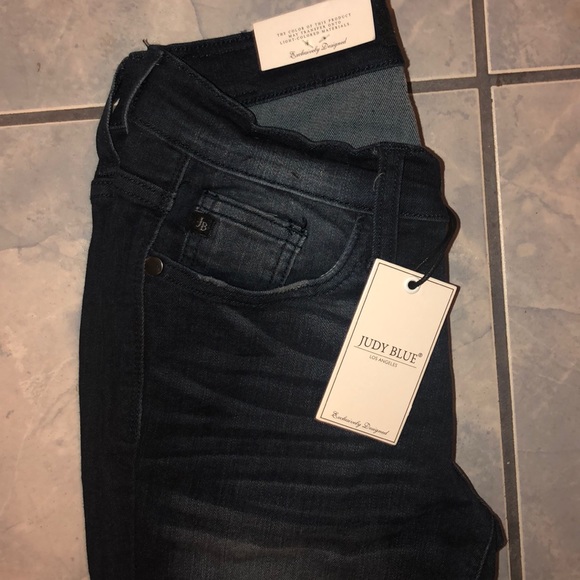 Judy Blue denim skinny jeans - Picture 4 of 4